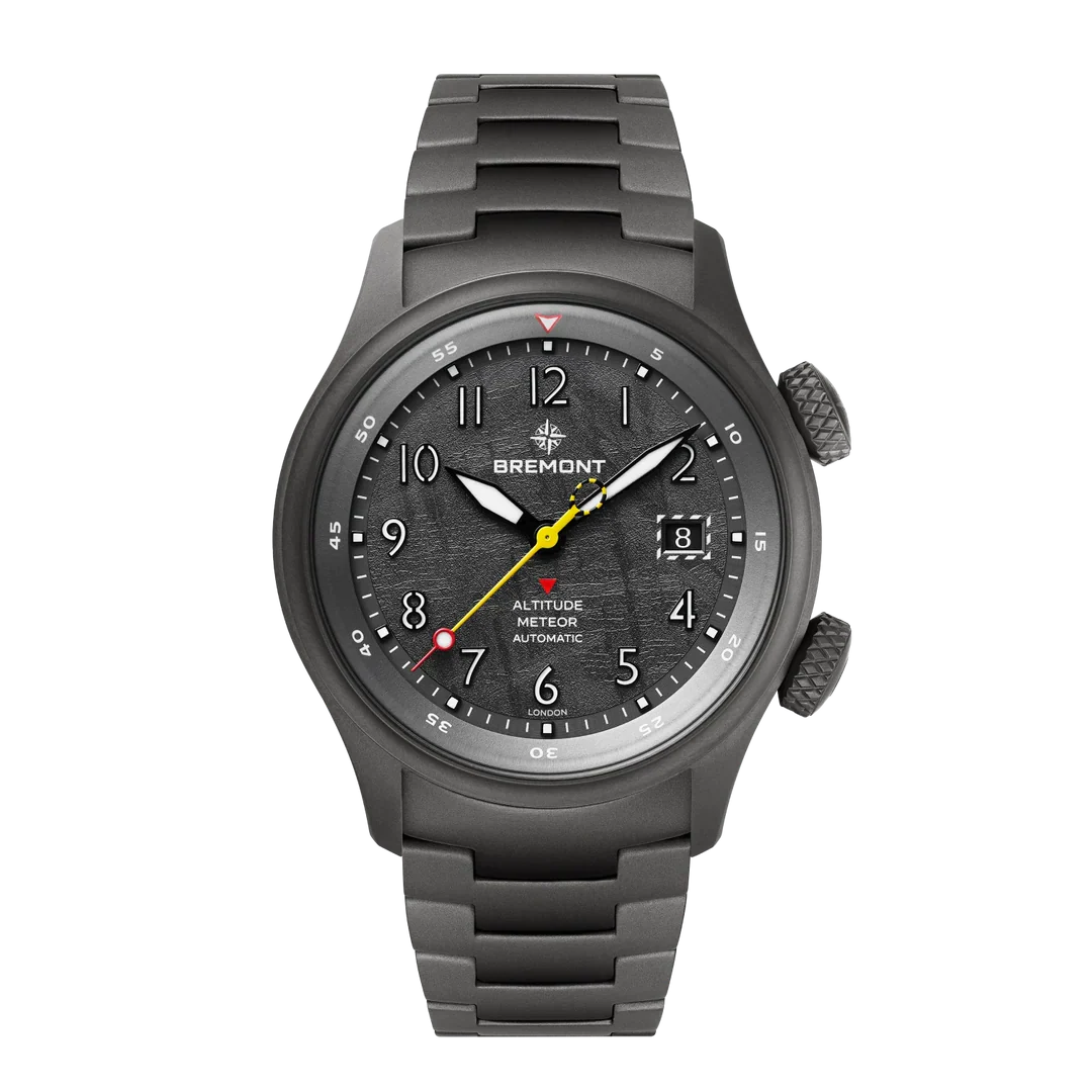 First Look – The Monochromatic Bremont Altitude MB Meteor Stealth Grey