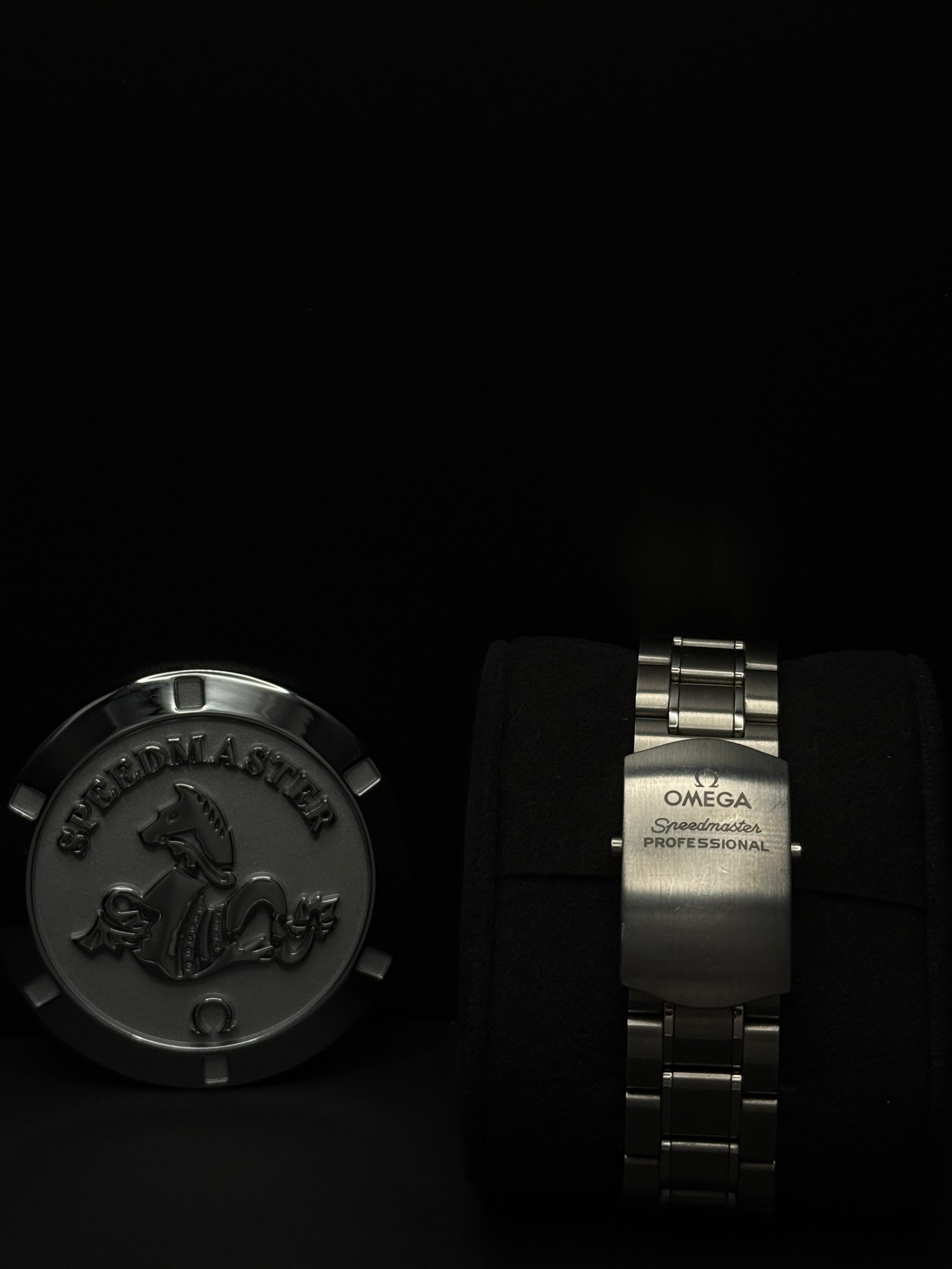 OMEGA Speedmaster Moonwatch Professional 42 mm (Ref 310.30.42.50.01.001) – Full Set
