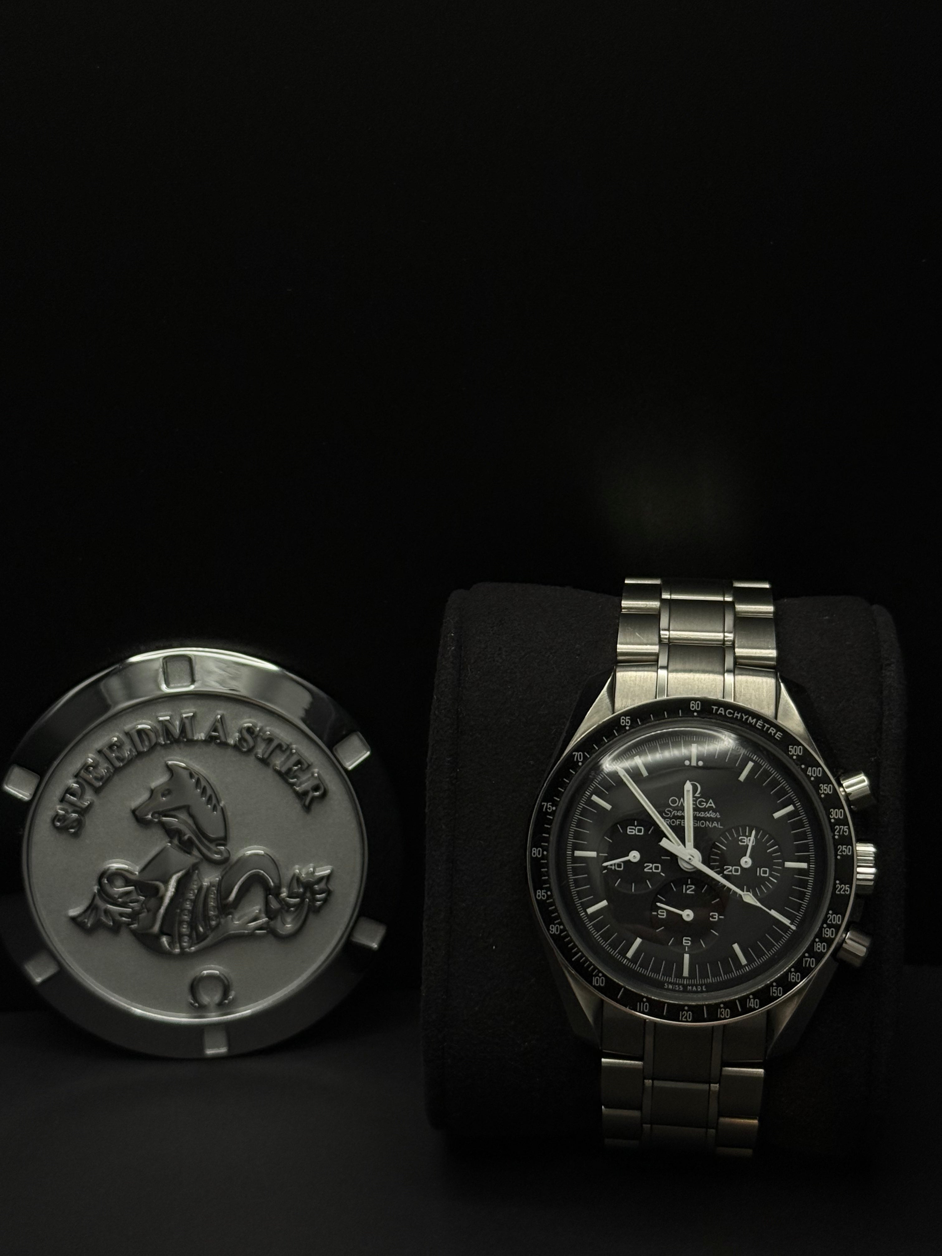 OMEGA Speedmaster Moonwatch Professional 42 mm (Ref 310.30.42.50.01.001) – Full Set