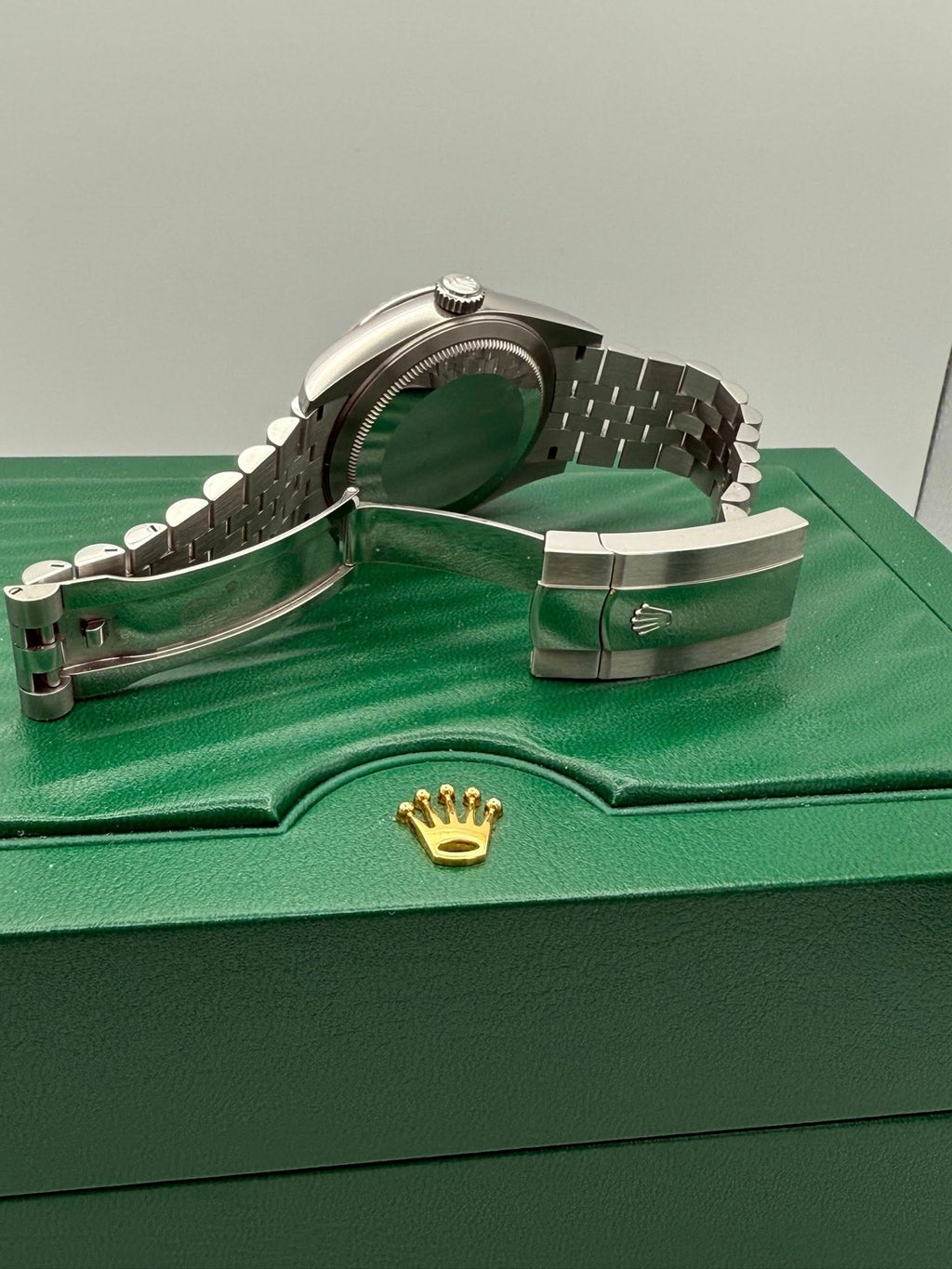 Rolex Sky-Dweller – Blue Dial (Ref. 336934) – Jubilee – FULL SET